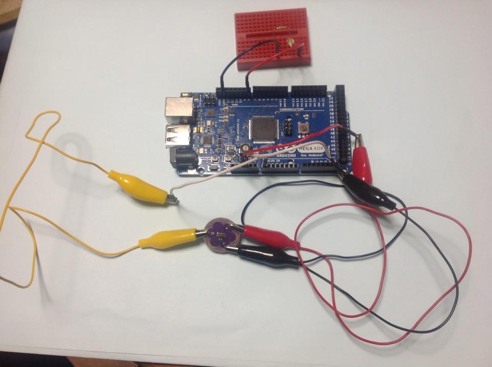 arduino-circuit-light-sens-2.jpg