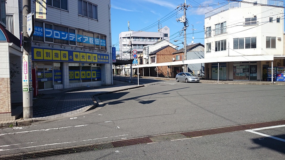 guide-2-matsunaga-bus-stop-1-small.jpg
